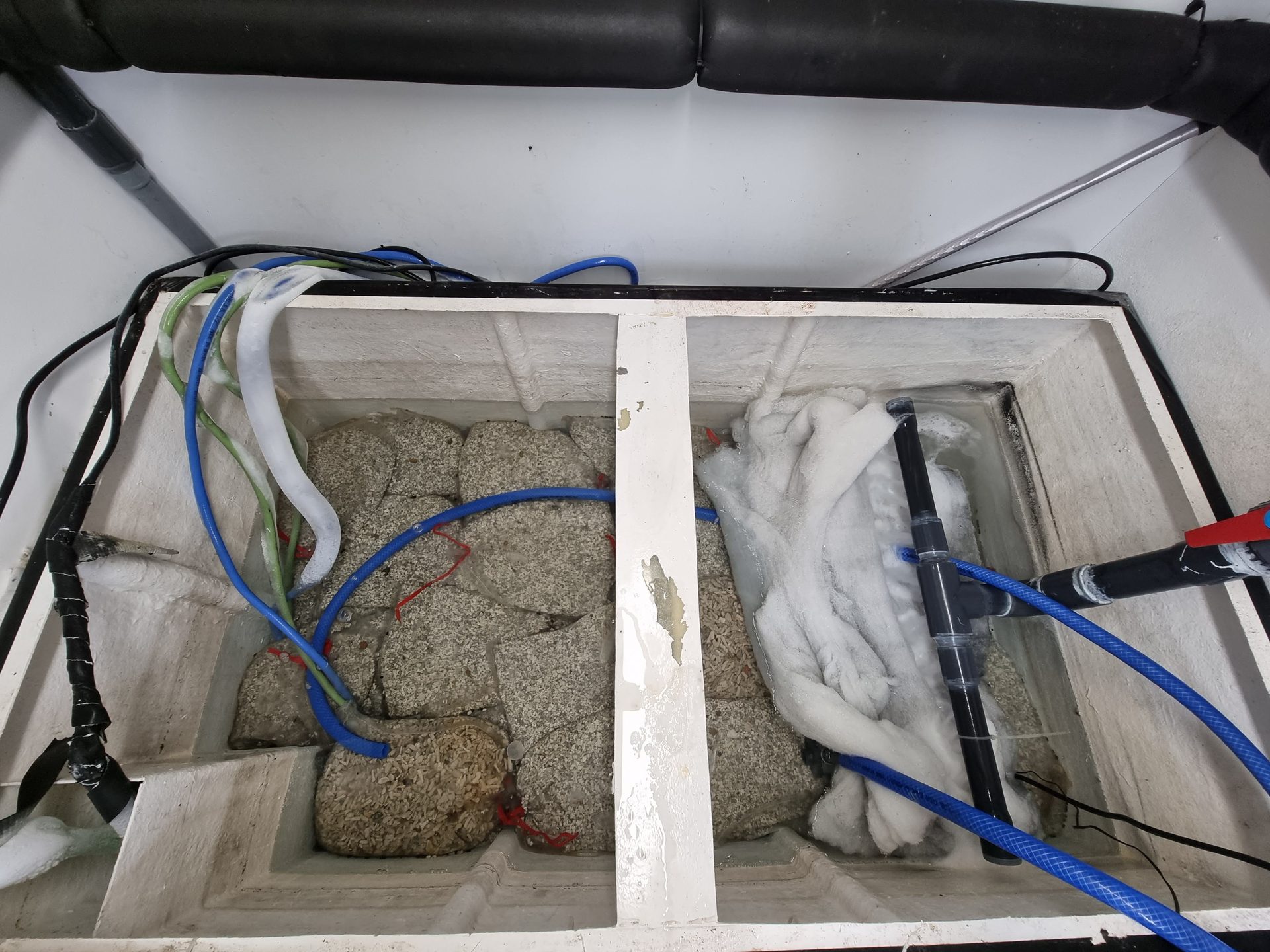 Gran sistema de filtración del vivero en el sótano del Hotel Ushuaïa